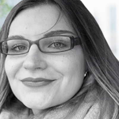 Julia Dieringer, Produktmanagerin Kunststoffe und 3D-Druck